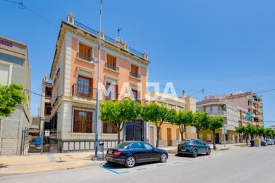 /international/es/calle-po-estacion-medico-manuel-samper-33-callosa-de-segura-valencian-community-310105187785/