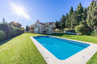 /international/es/c-barcelo-9-11310-san-roque-cadiz-spain-san-roque-andalusia-310107090274/