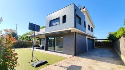 /international/es/vilobi-d-onyar-catalonia-310108632459/
