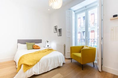 /international/es/calle-de-los-canos-del-peral-madrid-madrid-310093863103/?lang=zh-tw