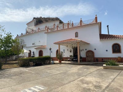 /international/es/guadix-andalusia-310108305506/