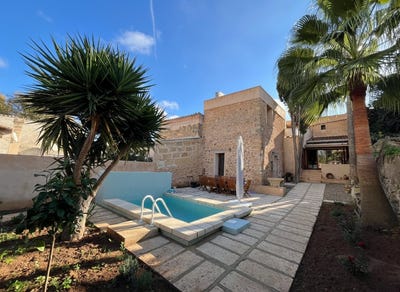 /international/es/3-carrer-de-la-constitucio-sencelles-balearic-islands-310103489061/