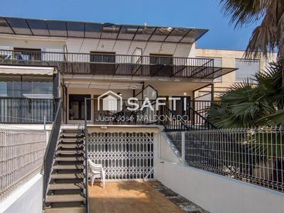 /international/es/peniscola-valencian-community-310101467654/?lang=en