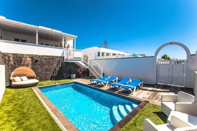 /international/es/calle-etna-yaiza-canary-islands-310105060734/