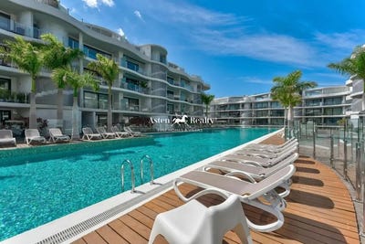 /international/es/tenerife-canary-islands-310098370061/