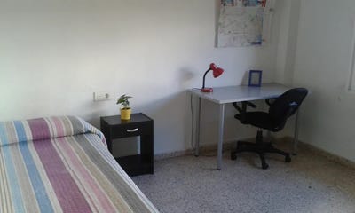 /international/es/carrer-de-la-ciutat-de-mula-valencia-valencian-community-310093820071/?lang=en