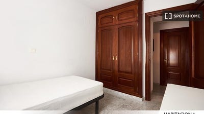 /international/es/seville-andalusia-310108563261/