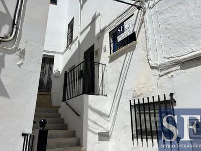 /international/es/competa-andalusia-310108367014/