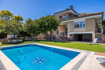 /international/es/camas-andalusia-310100644923/