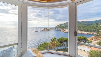 /international/es/begur-catalonia-310103162963/