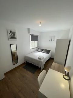 /international/es/calle-cataluna-malaga-andalusia-310093857755/