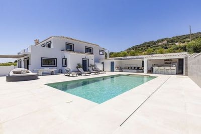 /international/es/casares-andalusia-310108762872/