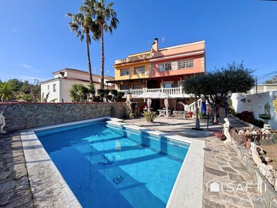 /international/es/roquetes-catalonia-310106511135/