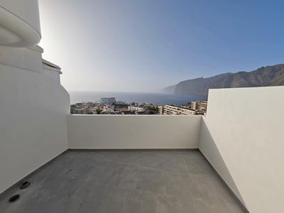 /international/es/c-los-angeles-10-38683-santiago-del-teide-santa-cruz-de-tenerife-spain-santiago-del-teide-canary-islands-310110264263/