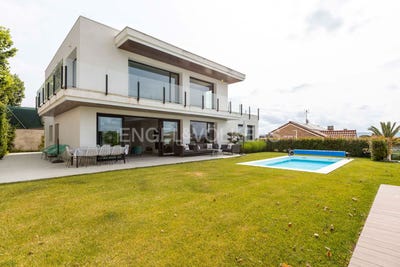 /international/es/cabanillas-del-campo-castile-la-mancha-310100644724/