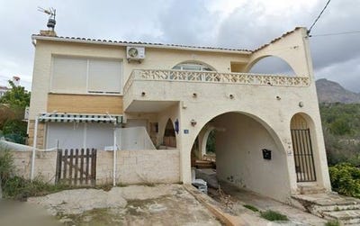 /international/es/la-nucia-valencian-community-310108405704/