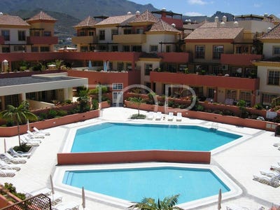 /international/es/adeje-canary-islands-310109200894/
