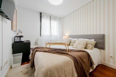 /international/es/calle-de-ana-de-austria-madrid-madrid-310101959113/