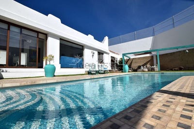 /international/es/cabo-blanco-arona-canary-islands-310095285161/