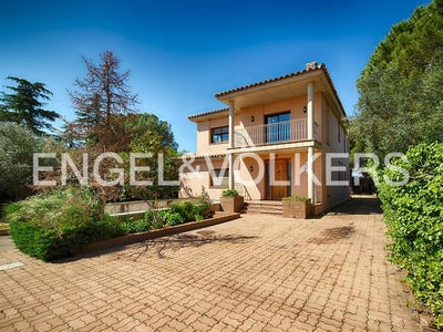 /international/es/mollet-de-peralada-catalonia-310108138584/