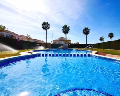 /international/es/torrevieja-valencian-community-310100960496/?lang=en