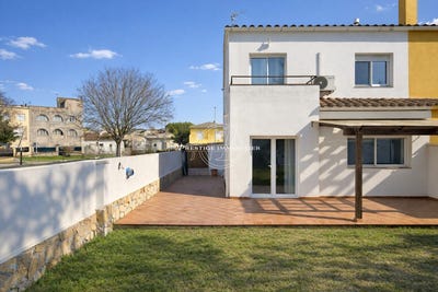/international/es/castello-d-empuries-catalonia-310107643849/