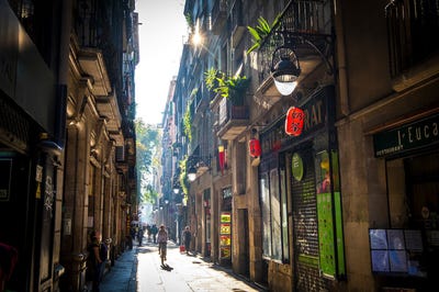 /international/es/8-carrer-dels-tallers-barcelona-catalonia-310099055141/