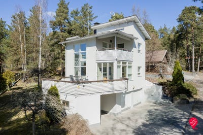 /international/fi/soukan-rantatie-68-02360-espoo-finland-espoo-uusimaa-310107967931/