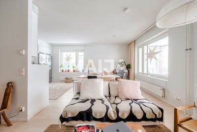 /international/fi/heikkilantie-1-helsinki-uusimaa-310108052876/
