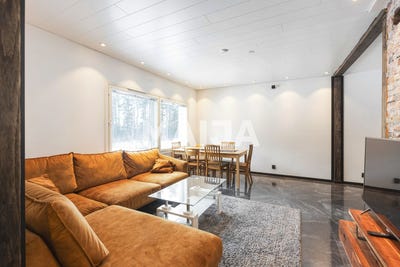 /international/fi/ayraskatu-13-kouvola-kymenlaakso-310108262446/