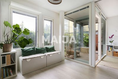 /international/fi/pellaksenmaentie-15-espoo-uusimaa-310100539699/?lang=en
