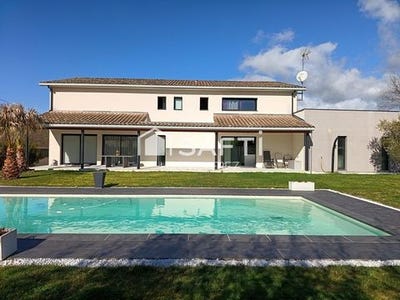 /international/fr/montberon-midi-pyrenees-310108676475/