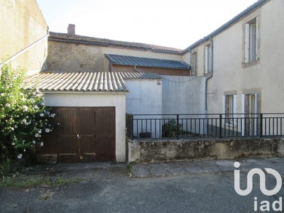 /international/fr/bressuire-charente-310098264577/