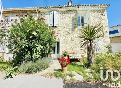 /international/fr/nages-et-solorgues-languedoc-roussillon-310102834501/