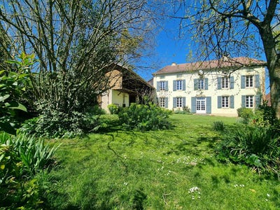 /international/fr/madiran-midi-pyrenees-310099972359/?lang=en