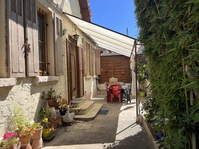/international/fr/marseille-provence-alpes-cote-d-azur-310101083786/