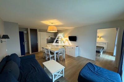 /international/fr/la-grande-motte-centre-val-de-loire-310098840995/