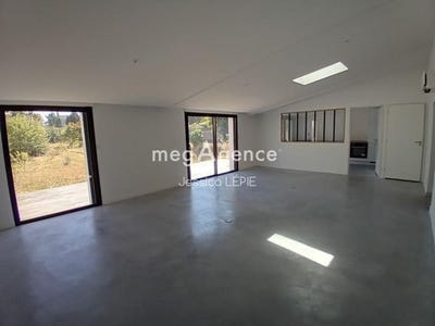 /international/fr/niort-charente-310100794711/