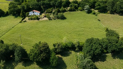 /international/fr/hasparren-aquitaine-310107911995/