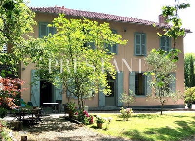 /international/fr/bayonne-aquitaine-310100714571/