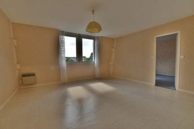 /international/fr/sable-sur-sarthe-pays-de-la-loire-120092189670/