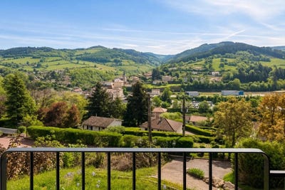 /international/fr/lamure-sur-azergues-rhone-310107889123/?lang=th