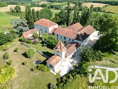 /international/fr/lectoure-midi-pyrenees-310108777207/?lang=th