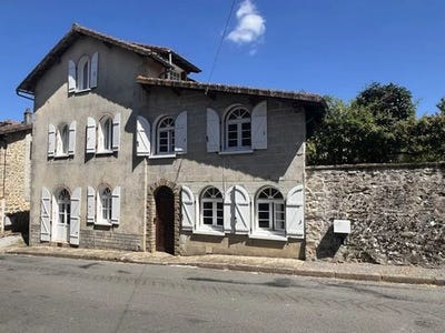 /international/fr/les-salles-lavauguyon-limousin-310101377927/?lang=zh-cn