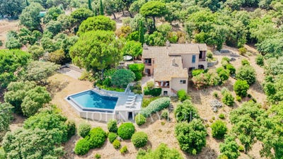 /international/fr/la-croix-valmer-provence-alpes-cote-d-azur-310108402493/