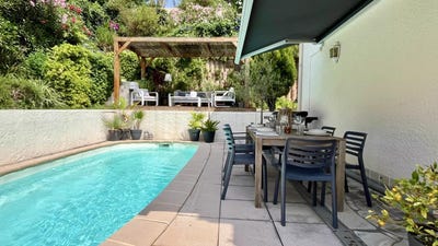 /international/fr/pegomas-provence-alpes-cote-d-azur-310100610870/