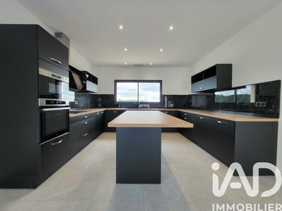 /international/fr/narbonne-languedoc-roussillon-310108592562/