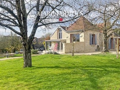 /international/fr/senlis-picardie-310107760362/