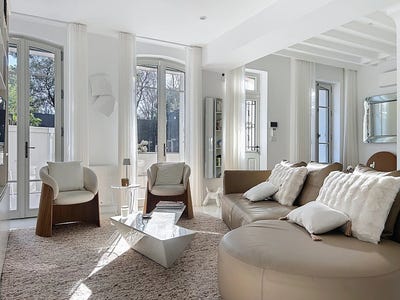 /international/fr/la-rochelle-franche-comte-310105718781/