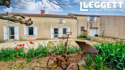 /international/fr/maillezais-pays-de-la-loire-310098795825/?lang=zh-tw